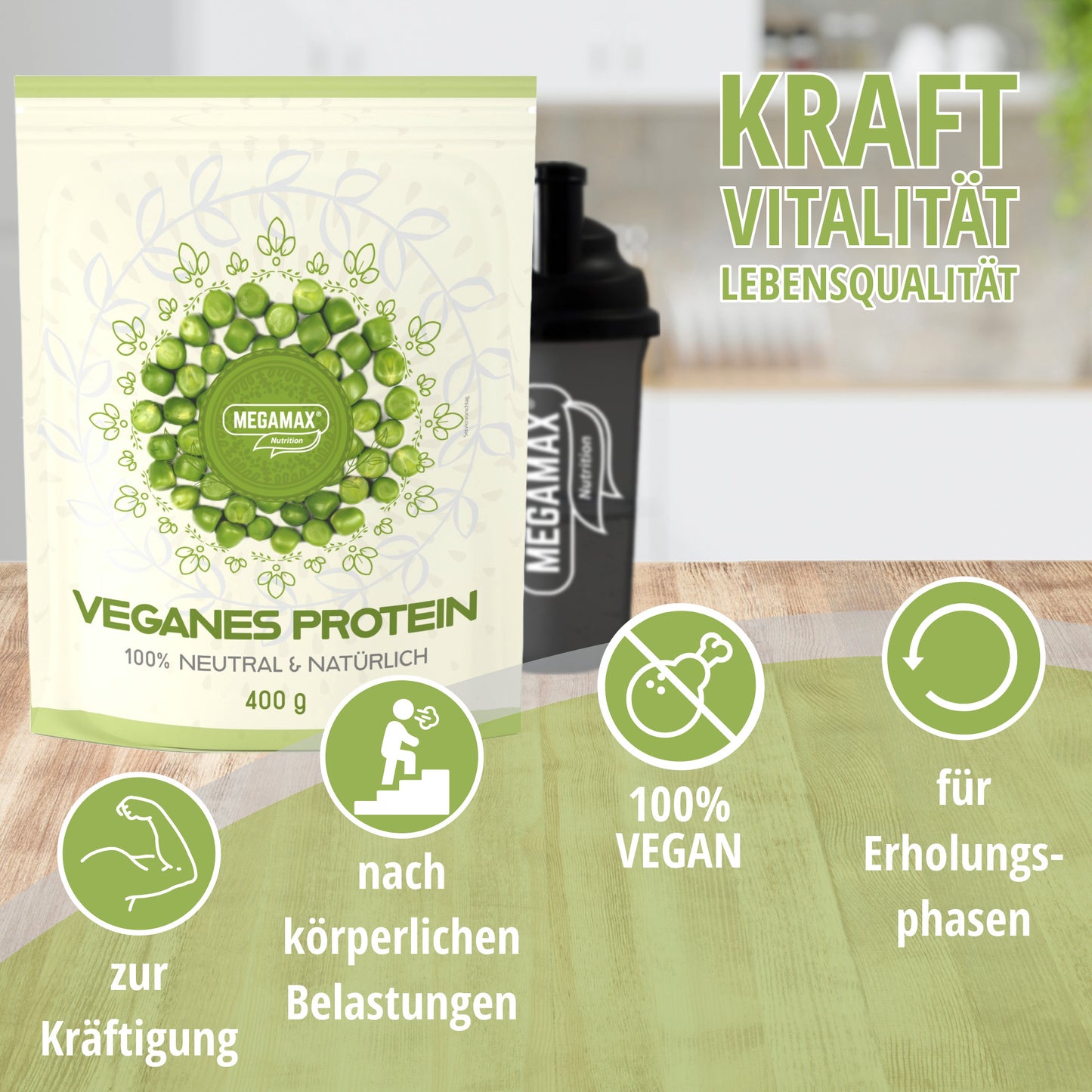 Veganes Erbsenprotein 400 g Beutel mit Shaker in einer hellen Küche