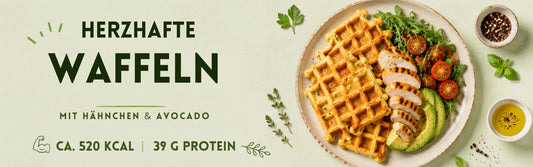 Herrhafte Waffeln mit Hähnchen und Avocado